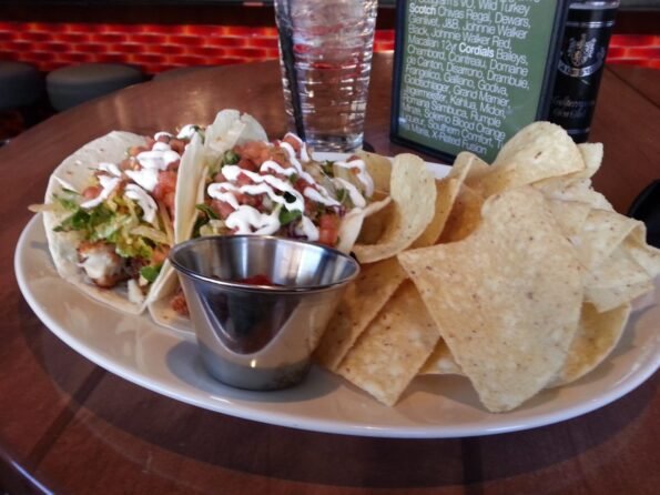 Houlihan’s Restaurant and Bar in Rogers