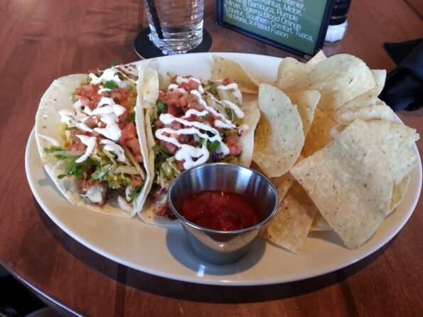 Houlihan’s Restaurant and Bar in Rogers