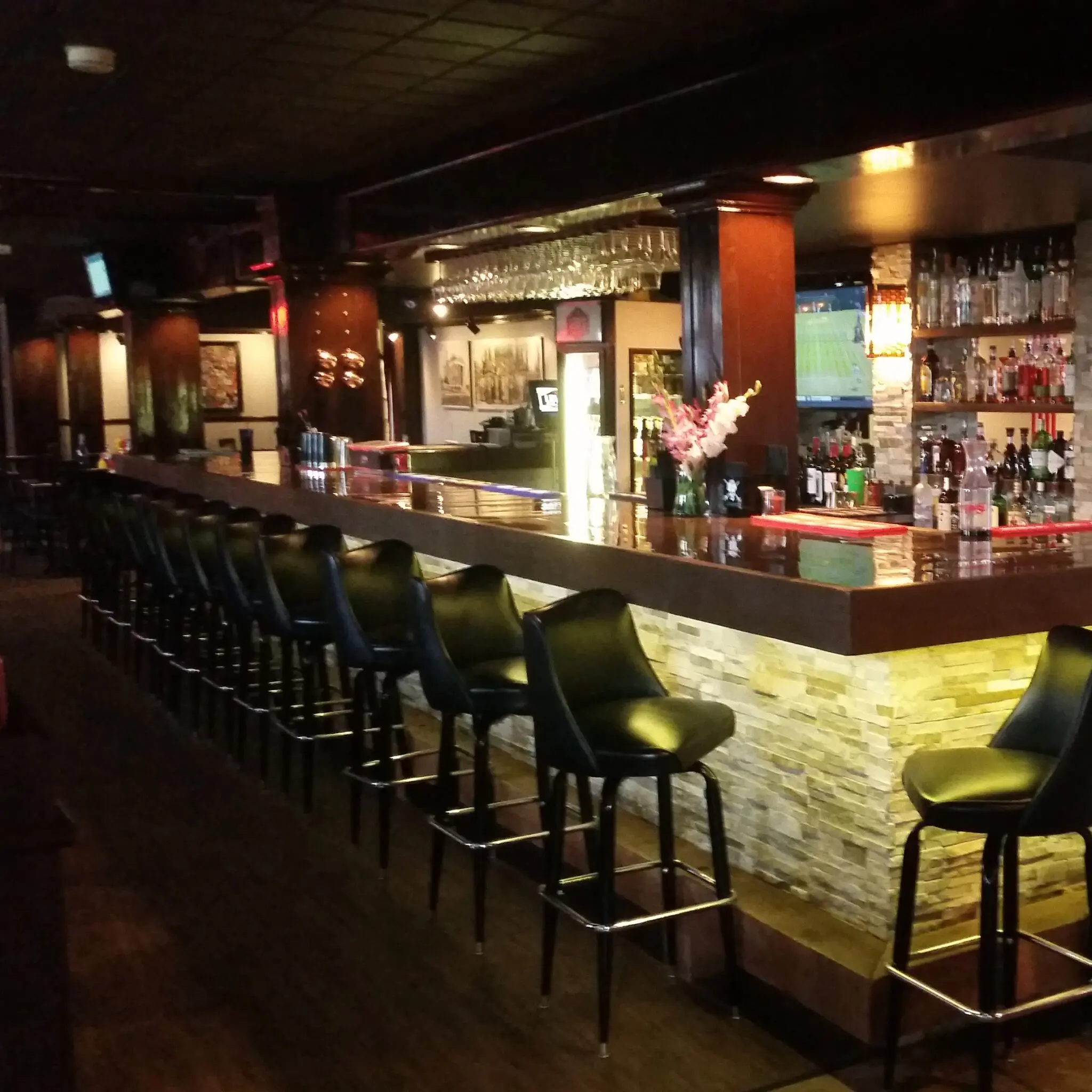 Levi's Gastrolounge & Bar