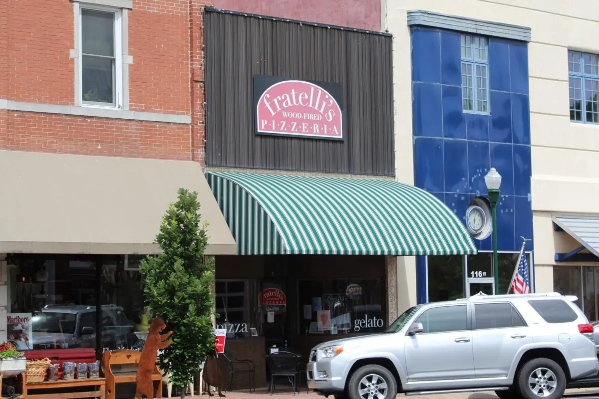 Fratelli's Wood-Fired Pizzeria Siloam Springs
