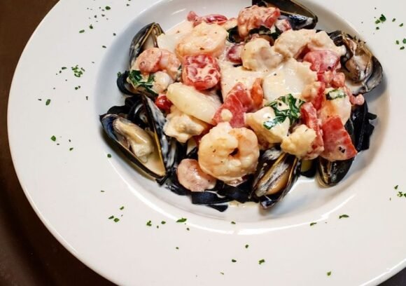 Mermaids Seafood Restaurant Fayetteville Menu And Reviews Nwa Food