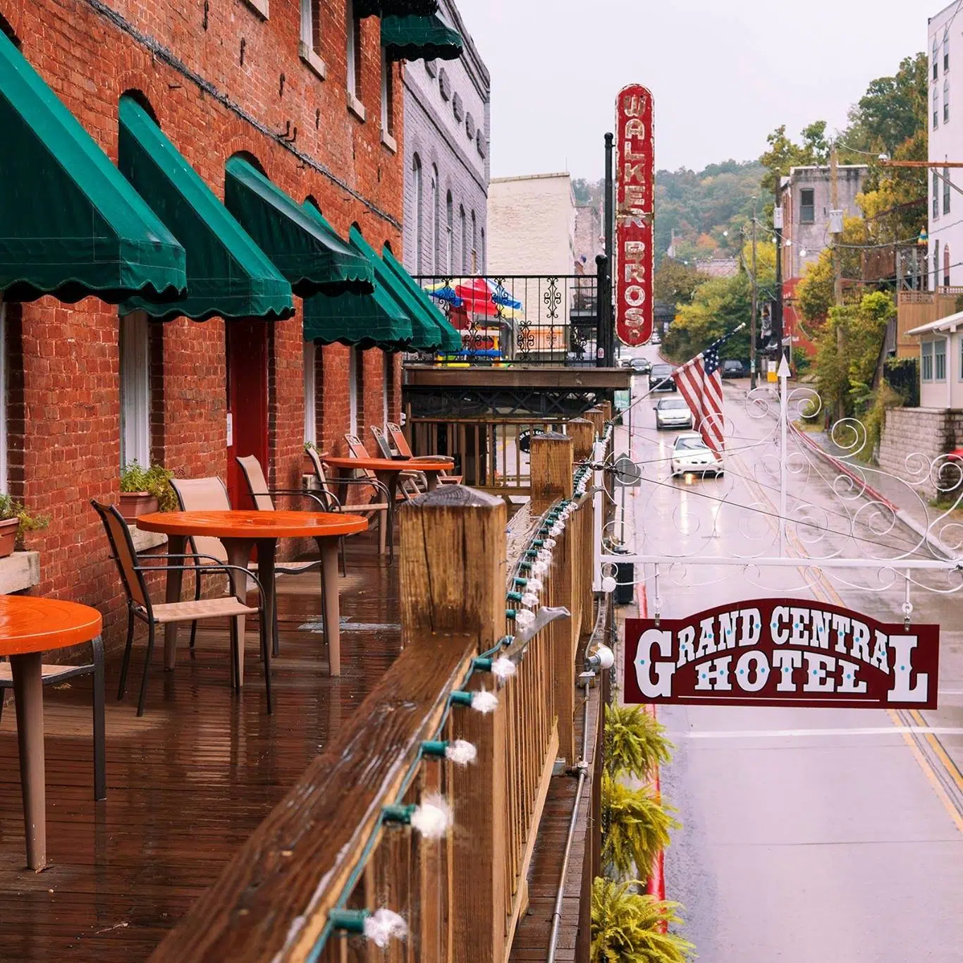 Grand Tavern Restaurant at Grand Central Hotel - Eureka Springs