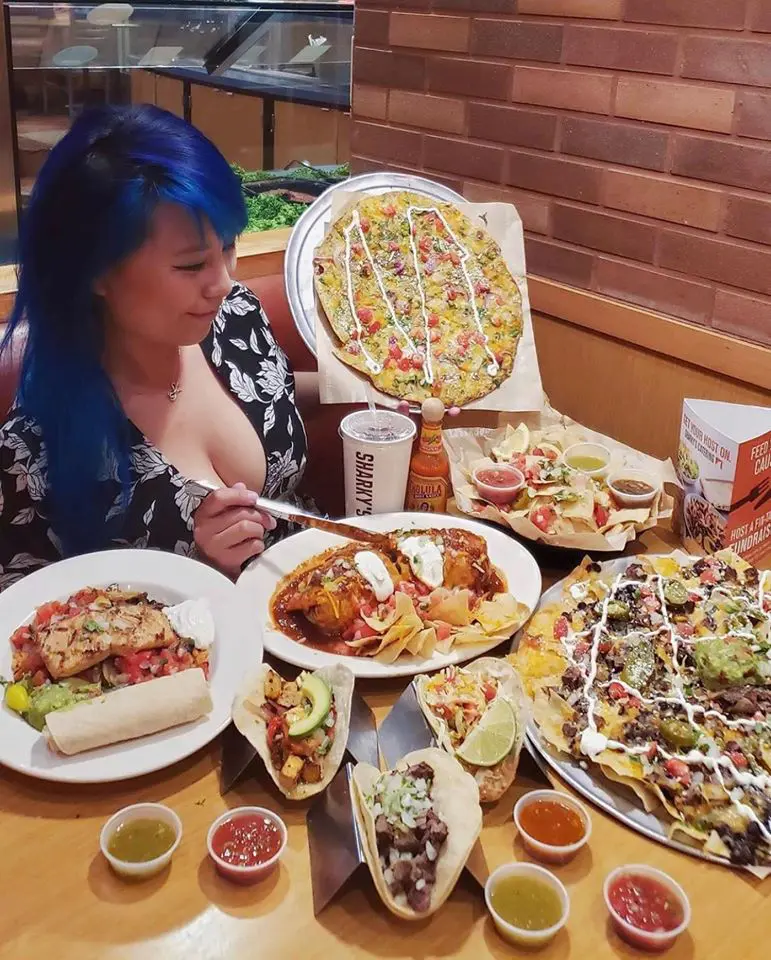 Sharky's Woodfired Mexican Grill Rogers