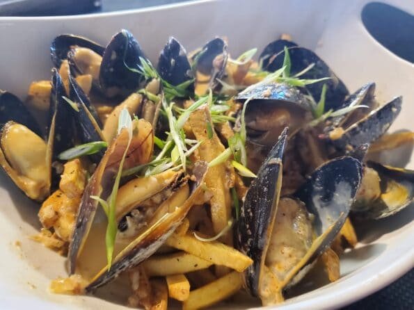 B-List Burger Bar - Bella Vista - Food Pictures