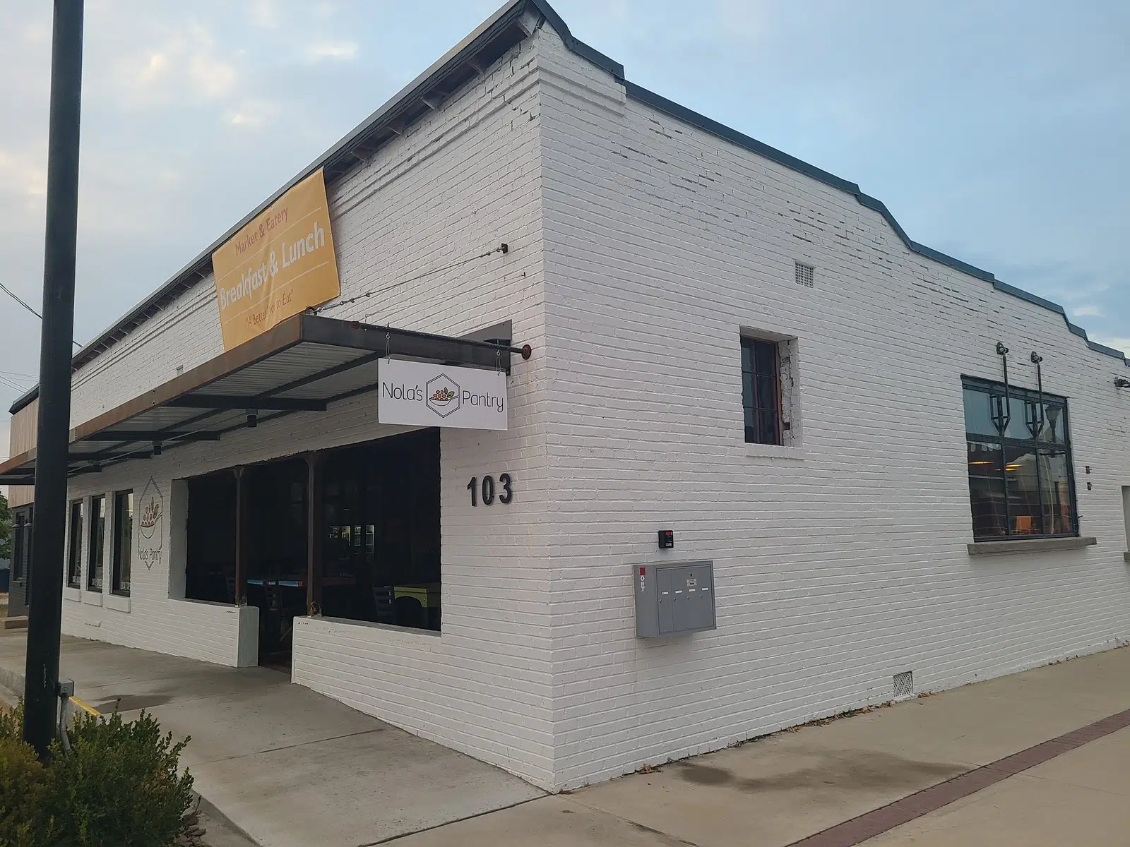 Nola's Pantry - Downtown Roger Arkansas